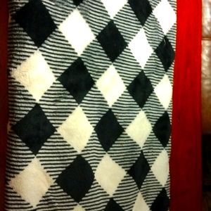 Black and white blanket